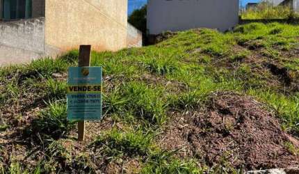 Terreno à Venda com Projeto Aprovado!