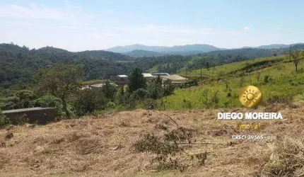 Terreno á venda em Terra Preta com 1.050 m²