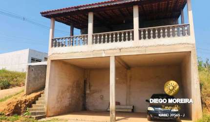 Casa à venda em Terra Preta com 2 dormitórios