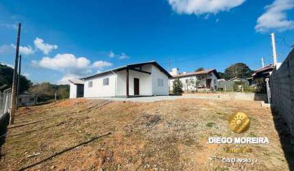 Casa estilo chácara à venda em Mairiporã em local tranquilo e calmo