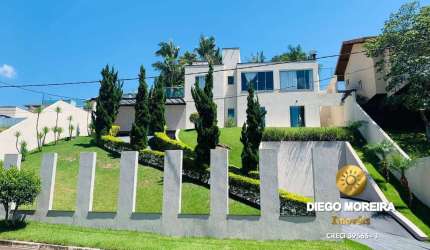 Casa á venda em Bom Jesus dos Perdões em condomínio