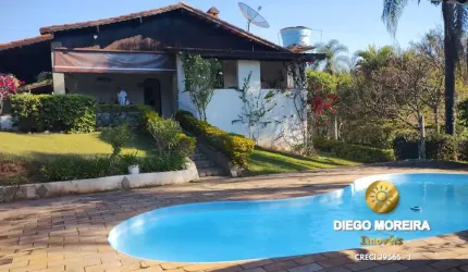 Chácara escriturada à venda em Atibaia com 2.520m²
