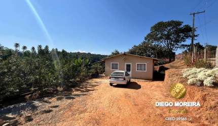 Casa à venda em Terra Preta em terreno de 830m²