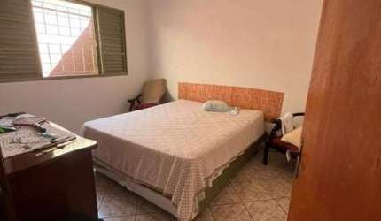 Casa para Venda em Ribeirão Preto, Jardim Ouro Branco, 2 dormitórios, 1 banheiro, 2 vagas