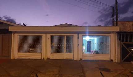 Casa para Venda em Ribeirão Preto, Ipiranga, 3 dormitórios, 1 banheiro, 3 vagas