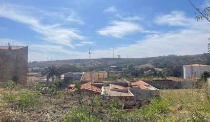 Terreno para Venda em Dumont, CENTRO