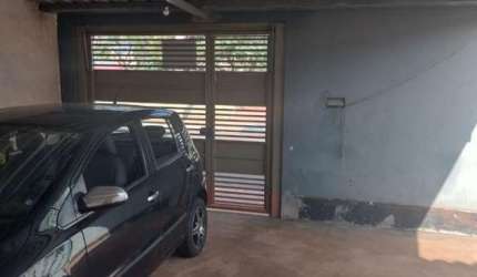 Casa para Venda em Dumont, CENTRO, 2 dormitórios, 1 banheiro, 2 vagas