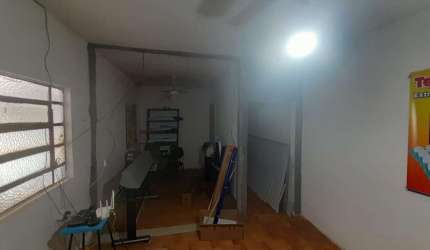 Casa para Venda em Ribeirão Preto, Ipiranga, 2 dormitórios, 1 banheiro, 1 vaga