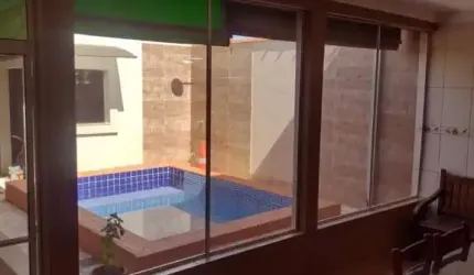 Casa para Venda em Ribeirão Preto, Parque Residencial Cândido Portinari, 3 dormitórios, 1 suíte, 2 banheiros, 3 vagas