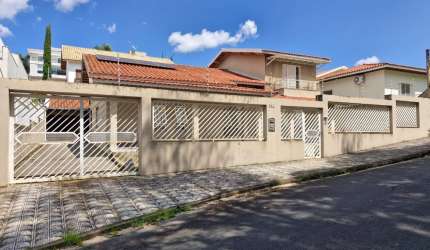 Lindo sobrado com 2 suítes