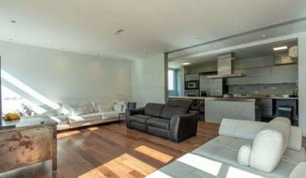 Jardins totalmente reformado 3 suites!