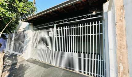 Casa para Venda em Bauru, Jardim Carolina, 2 dormitórios, 1 banheiro, 2 vagas