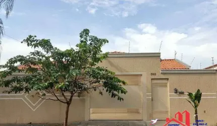 VENDO Casa Sub-Esquina  no bairro Jardim São Conrado, Birigui/SP