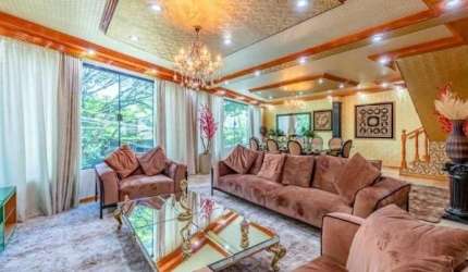 Casa á venda na Sumaré com 440m² 4 dormitórios 4 suítes 6 banheiros 4 vagas