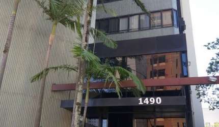 Salas comerciais à venda em São Paulo - Chácara Santo Antônio: 2 banheiros, 1 vaga de garagem, 33m² de área