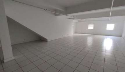Imóvel comercial á venda com 2 banheiros em Pinheiros