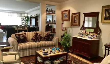 Sobrado no Planalto Paulista 396m² 4 Dormitórios, 2 Suítes, 4 Banheiros e 4 Vagas