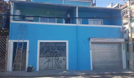 Sobrados à venda no Jardim Peri com 250m²