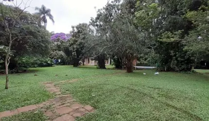 Chácara à venda no Jardim Represa com 4.800m² 6 dormitórios 2 suítes 4 banheiros 6 vagas.