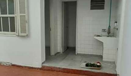 Sobrado com 245 metros com 3 dormitórios