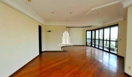 Apartamento à venda 370m²  4 dormitórios 2 suítes e 4 vagas no Morumbi