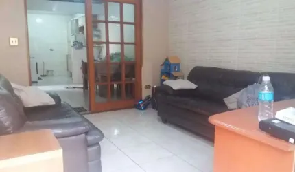 Casa de Vila à Venda na Vila Gumercindo