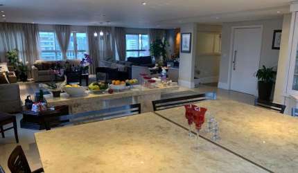 Apartamento à venda no Itaim Bibi
