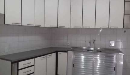 Casa com três dormitórios duas vagas em mauá