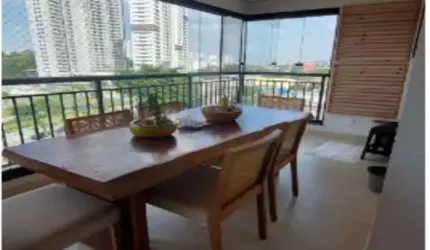 Apartamento de 02 dormitorios 1 suíte á venda - Lapa