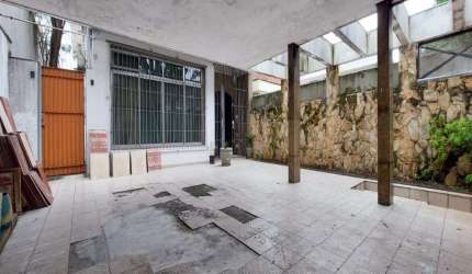 casa com 4 dormitórios, 2 suites pra locação no Planalto Paulista