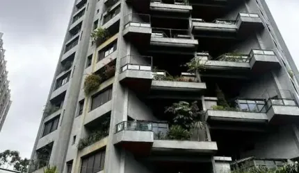 Apartamento Duplex 200m² 3 dormitórios 3 suítes 4 banheiros 4 vagas - Morumbi