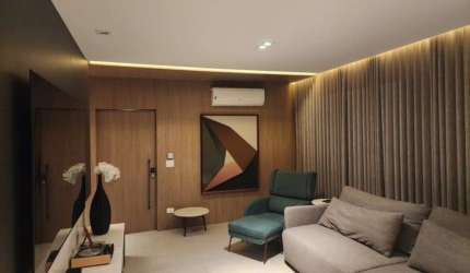 Imperdível: Casa à venda na Granja Julieta, São Paulo-SP, 4 quartos, 4 suítes, 7 banheiros, 2 vagas, 247m²