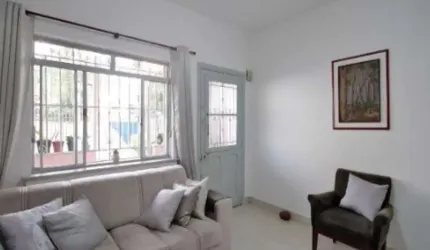 Casa com 2 Dormitórios sendo 2 Suítes - Bela Vista