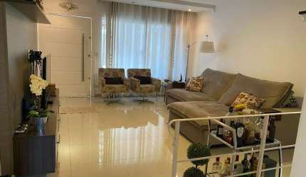 Casa à venda no Jardim Franca com 160m² 3 dormitórios 3 suítes 4 banheiros 2 vagas