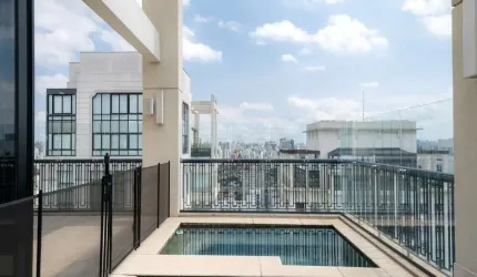 COBERTURA TRIPLEX COM PISCINA