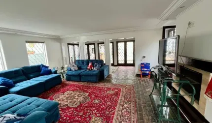 Brooklin - Casa Residencial de 500m² com 4 suítes, 6 banheiros, 8 vagas.