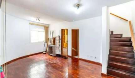 Sobrado à venda na Jardim Pinheiros com 130m² 3 dormitórios 3 banheiros 2 vagas