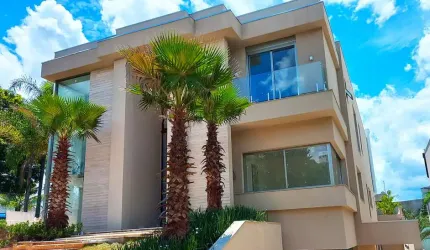 Incrível mansão no Residencial 1, Alphaville, com 4 suítes e 8 vagas de garagem