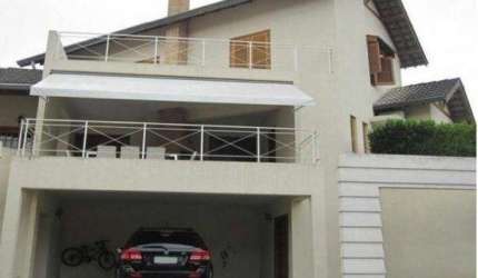 Casa Condomínio Nova Higienópolis com 4 Suítes com closet e 4 vagas de garagem