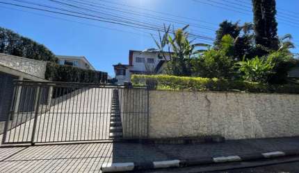 Casa de luxo no Condomínio Arujazinho 3 em Arujá