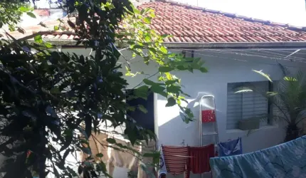 CASA ASSOBRADADA 150m2, LOCAL TRANQUILO- CENTRO - DIADEMA  -  SP.