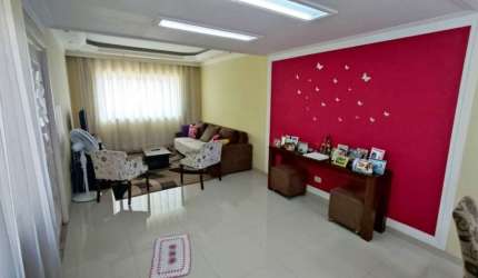 Sobrado com 3 Quartos e 3 suites à Venda por R$ 750.000,00 no Taboaão da Serra em SP