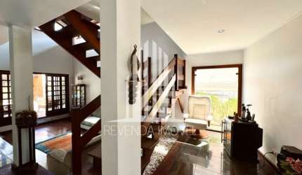 Oportunidade única: Casa à venda em Alphaville, Santana de Parnaíba-SP, com 5 quartos, 4 suítes e 310 m² de área. Venha conferir!