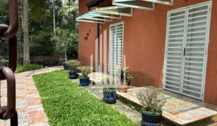CASA RESIDENCIAL em Mairiporã - SP, ROSEIRA