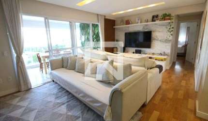 Apartamento à Venda - Centro, 3 Quartos,  125 m2