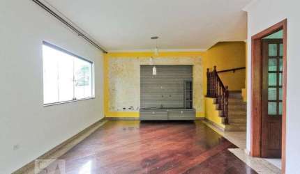 Casa à Venda - Água Fria, 3 Quartos,  209 m2