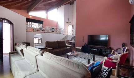 Casa à Venda - Bussocaba, 3 Quartos,  280 m2