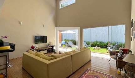 Casa à Venda - Alphaville, 4 Quartos,  360 m2