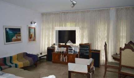 Casa à Venda - Liberdade, 4 Quartos,  423 m2