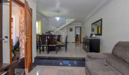 Casa à Venda - Água Fria, 3 Quartos,  157 m2